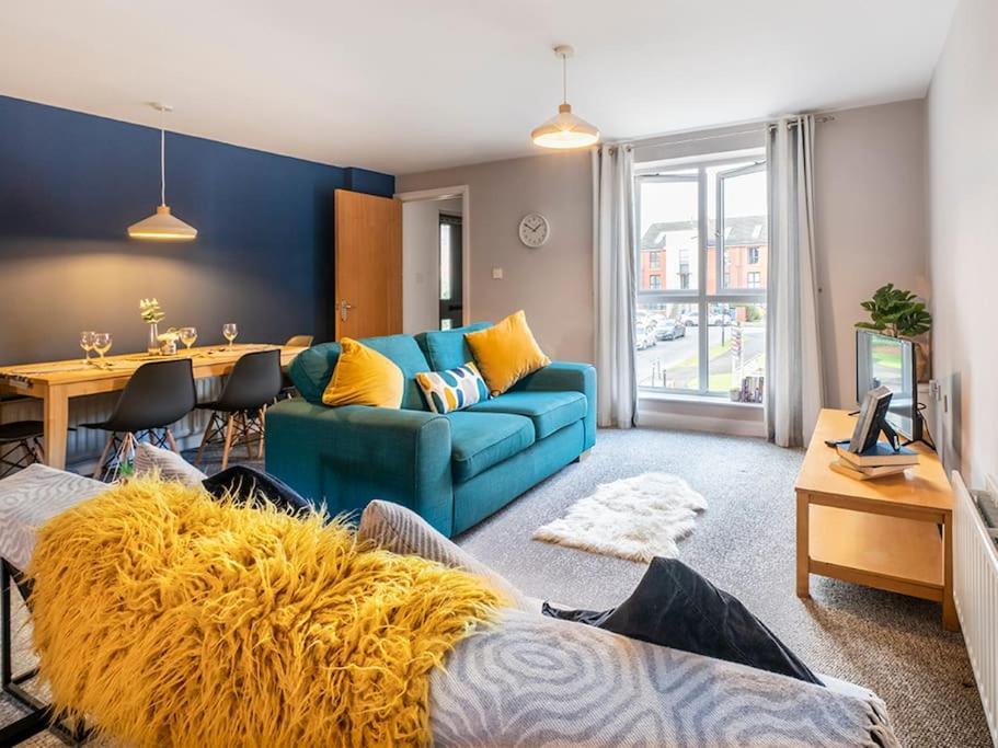 Lovely 2 Bedroom Apt At Ormeau Park W/ Free Parking Belfast Extérieur photo